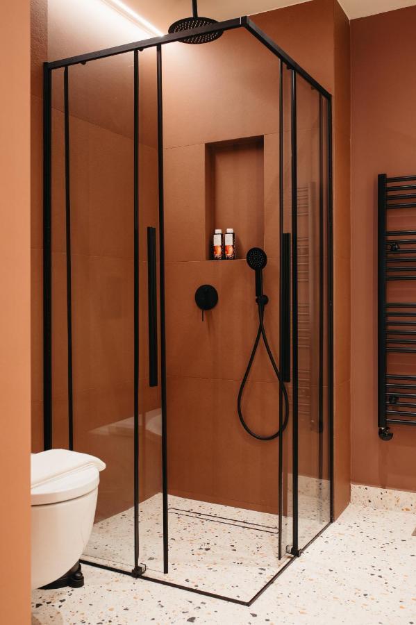 Retrowaves Apartment เทสซาโลนิกิ ภายนอก รูปภาพ