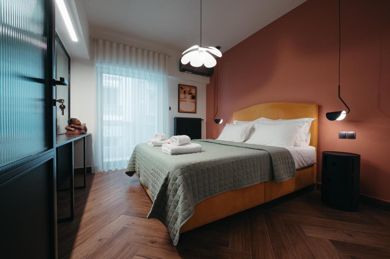 Retrowaves Apartment เทสซาโลนิกิ ภายนอก รูปภาพ