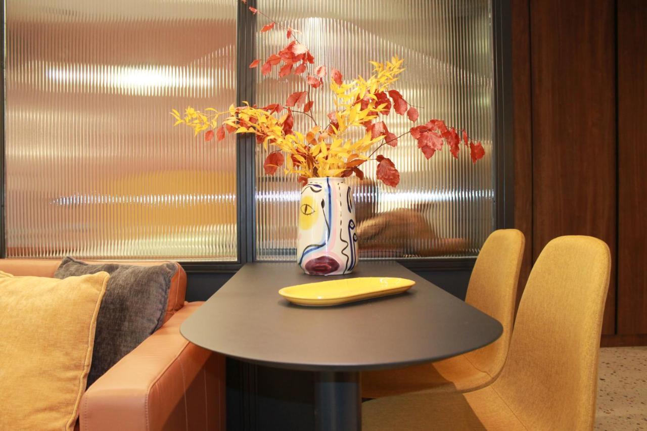 Retrowaves Apartment เทสซาโลนิกิ ภายนอก รูปภาพ
